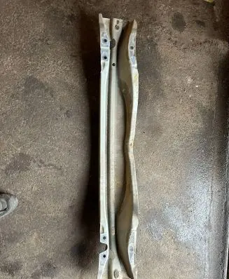 Volvo XC70 Rear beam 