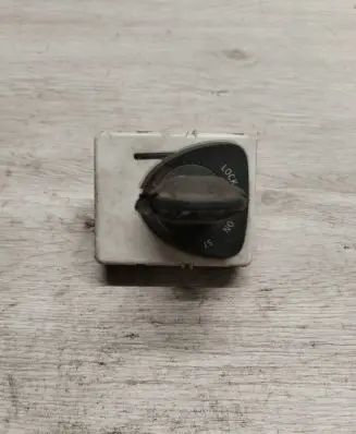 Audi A6 S6 C4 4A Ignition lock