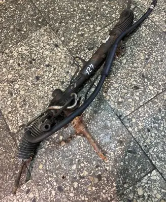 Ford Focus Steering rack 98AG3A500AJ GE18L162