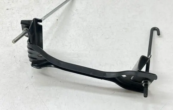 Battery bracket