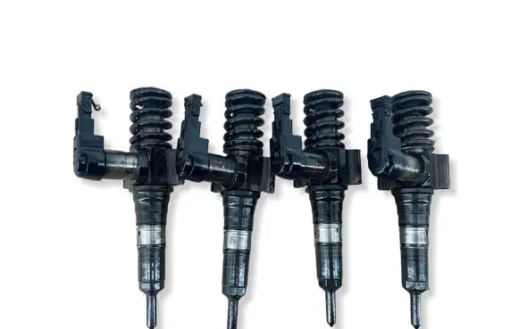 Volkswagen PASSAT B6 Fuel injectors set 03G130073T 06100816