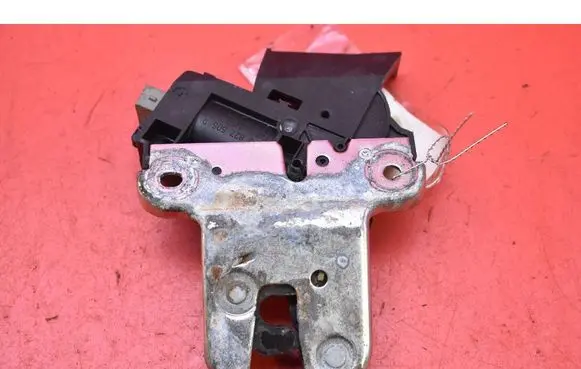 Audi A5 8T 8F Tailgate/trunk/boot lock/catch/latch 4F5827505D