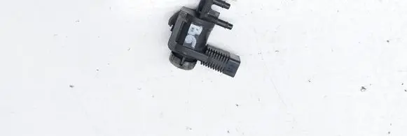 Volkswagen PASSAT B6 Turbo solenoid valve 1J0906283A