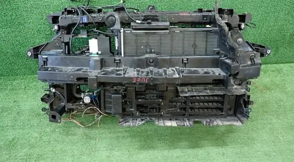 Nissan Juke II F16 Radiator support slam panel