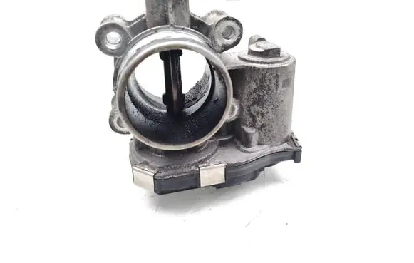 Audi A4 S4 B8 8K Electric throttle body valve 55570009DB