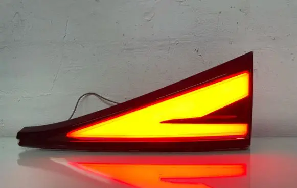 KIA Sportage Tailgate rear/tail lights 92403R2000 H300LR13 061220230832