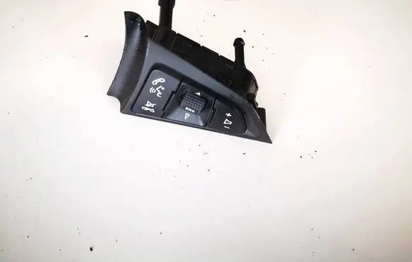 Opel Insignia A Steering wheel buttons/switches 13268686