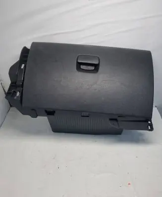 Opel Vivaro Glove box 681084386R 93454260