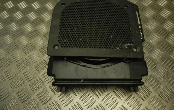 BMW 7 F01 F02 F03 F04 Subwoofer speaker 9227483 R2115