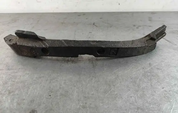 Front bumper foam support bar
