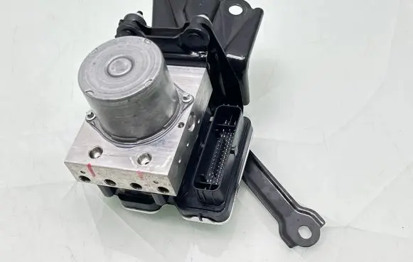Toyota Yaris Cross ABS Pump 445400D861 970400