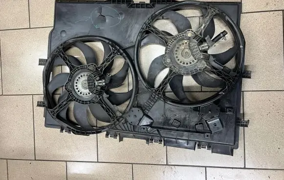 Peugeot Boxer Radiator cooling fan shroud