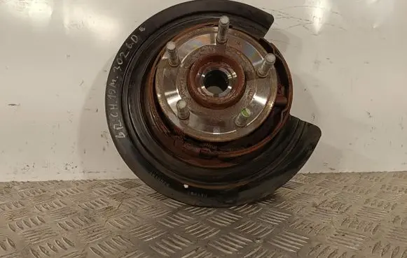 Jeep Grand Cherokee Rear wheel hub 04877112AC