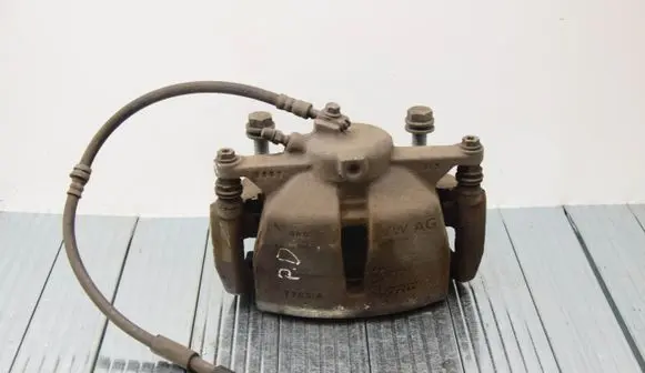 Volkswagen Tiguan Front brake caliper