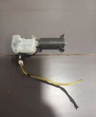Mercedes-Benz A W169 Central locking motor a1698201414 A1698201414