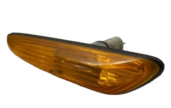 BMW 3 E46 Front fender indicator light 8382104 7165913