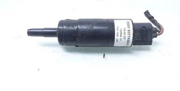 BMW 3 E46 Headlight washer pump 8377430