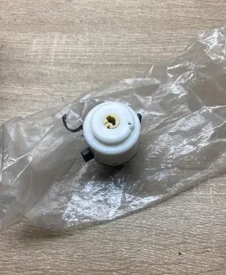 Audi A6 S6 C5 4B Ignition lock contact 4B0905849