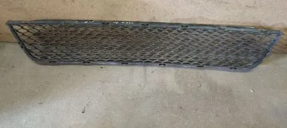 KIA Sportage Front bumper lower grill