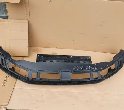 Volkswagen Tiguan Front bumper lip 5NA805903A