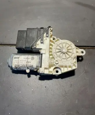 Volkswagen Touran I Rear door window regulator motor 996644100