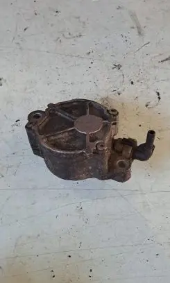 Peugeot 307 Vacuum pump D1562C2