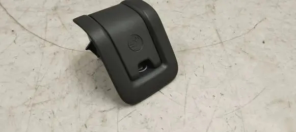 Audi A3 S3 8V ISOFIX cover 8v0887233a