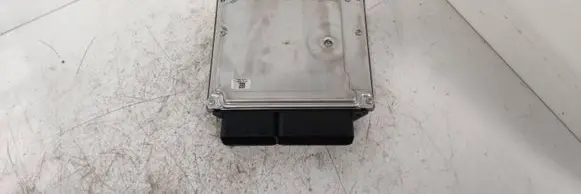 BMW 1 E81 E87 Engine control unit/module 7807828 0281013537 030020073