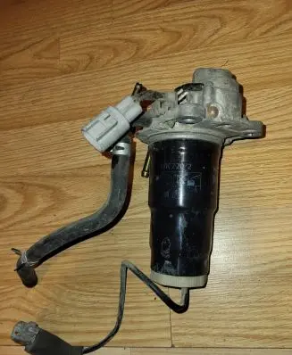 Toyota Corolla E120 E130 Fuel filter 