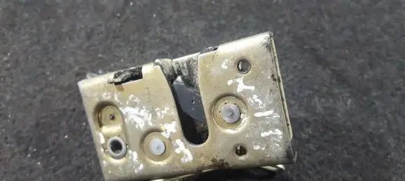 Ford Scorpio Rear door lock 86gba26413aa