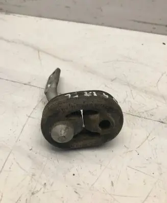 Muffler mount bracket/holder