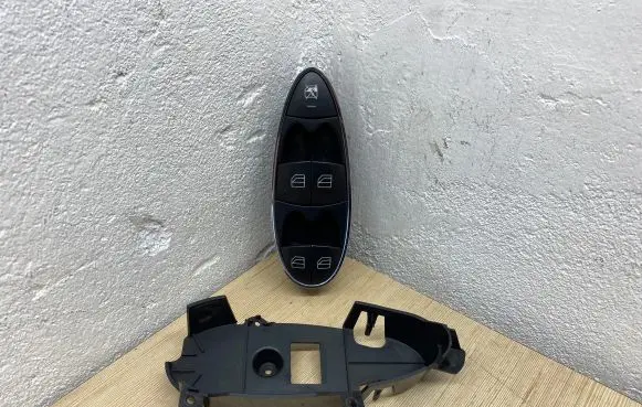 Mercedes-Benz CLS C219 Electric window control switch A2118213679 SWF502159 2100708Q02