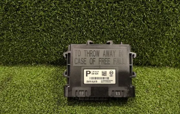 Renault Trafic III (X82) Other control units/modules 284Y66LA7B F005V03220