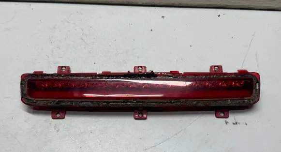 Audi A4 S4 B7 8E 8H Third/center stoplight 8H0945097