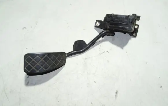Audi A6 S6 C5 4B Accelerator throttle pedal 8D2721523E 6PV00777009