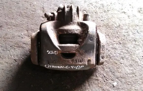 Citroen C4 Grand Picasso Front brake caliper