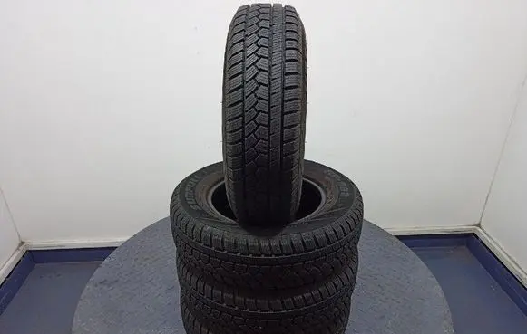 Opel Corsa B R17 winter tire 6953913126791