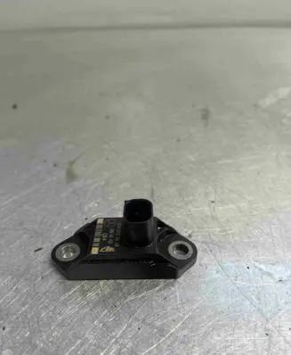 Mercedes-Benz ML W164 ESP acceleration yaw rate sensor 0045423518