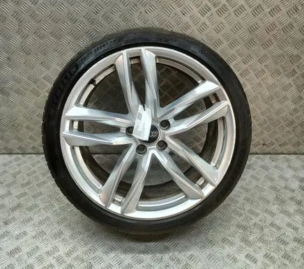 Audi TT TTS RS Mk3 8S R19 alloy rim 8S0801025Q 8S0801025R