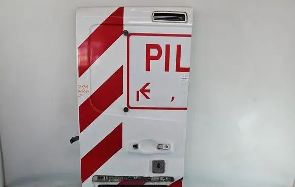 Renault Trafic III (X82) Rear door IMPRK1545068