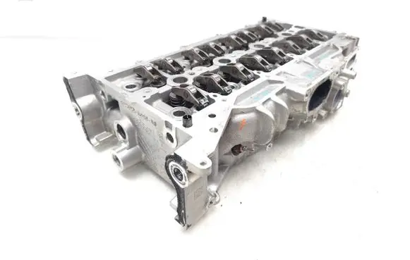 Ford Focus Engine head HG9Q6090AB