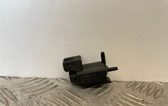 BMW 5 F10 F11 Turbo solenoid valve 7810831