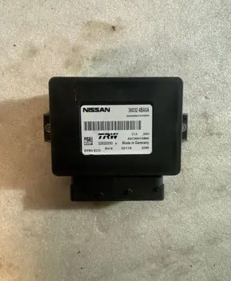 Nissan Qashqai Hand brake control module 360324BA0A 32620330 A2C92013800