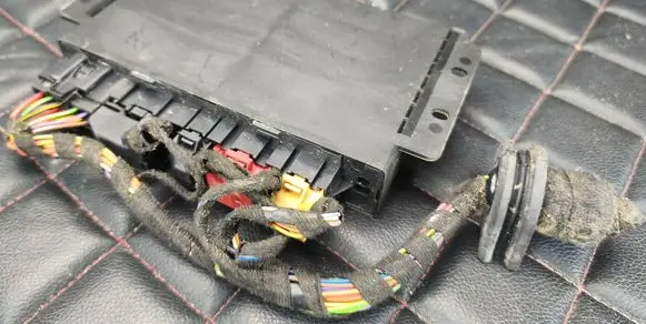 Audi A4 S4 B9 8W Comfort/convenience module 8H0959433K 00002734E2 01989993