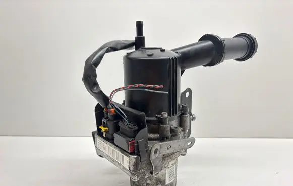 Peugeot 3008 I Power steering pump 9670608380 A5099940 115964G