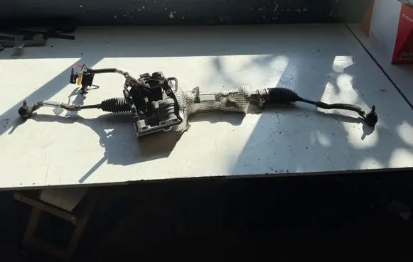 Opel Astra L Steering rack 6800016309