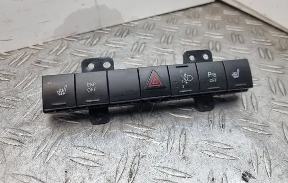 Dodge Nitro Hazard light switch P04602565AG 04602565AG