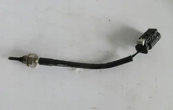 Toyota Avensis T270 Exhaust gas temperature sensor