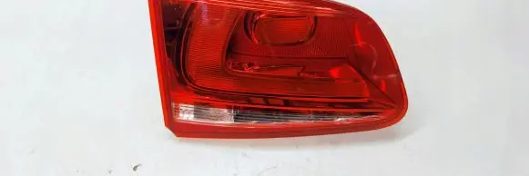 Volkswagen Touareg II Tailgate rear/tail lights 7P6945093B
