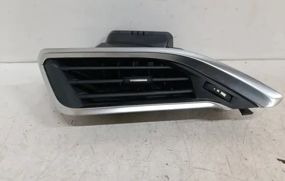 Peugeot 2008 I Dashboard side air vent grill/cover trim 9633131777